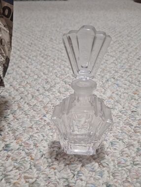 Vintage Clear Glass Perfume Bottle with Decorative Stopper